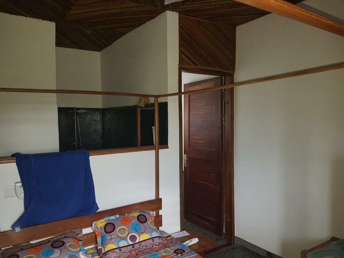 Les Hibiscus Villa Ambondrona  Exterior photo